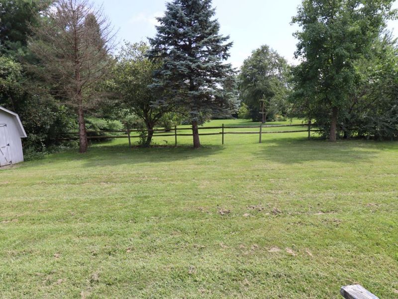 1102 Birchwood Drive, Sandusky, OH 44870 Photo 4