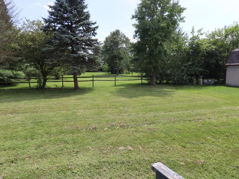 1102 Birchwood Drive, Sandusky, OH 44870 Photo 6