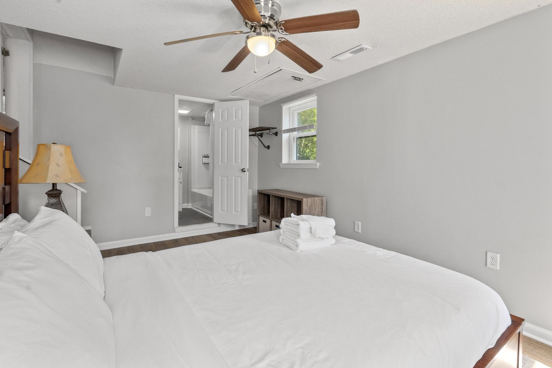 4622 Glenn Street Photo 24