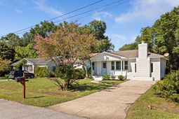 4622 Glenn Street photo 4