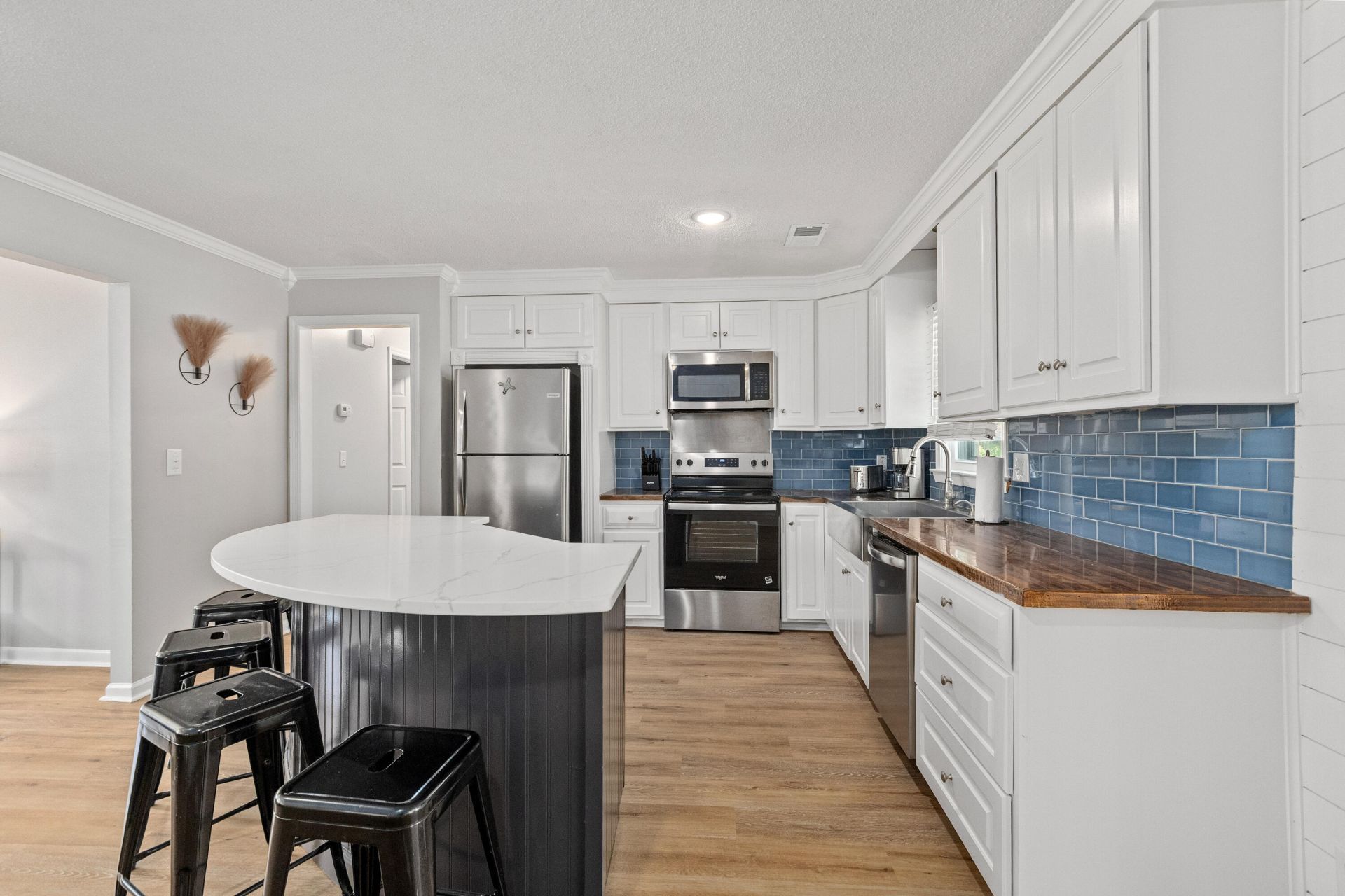 4622 Glenn Street Photo 7