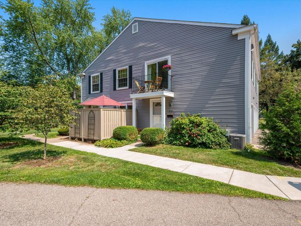 2624 Fenwick Court, Ann Arbor, MI 48104