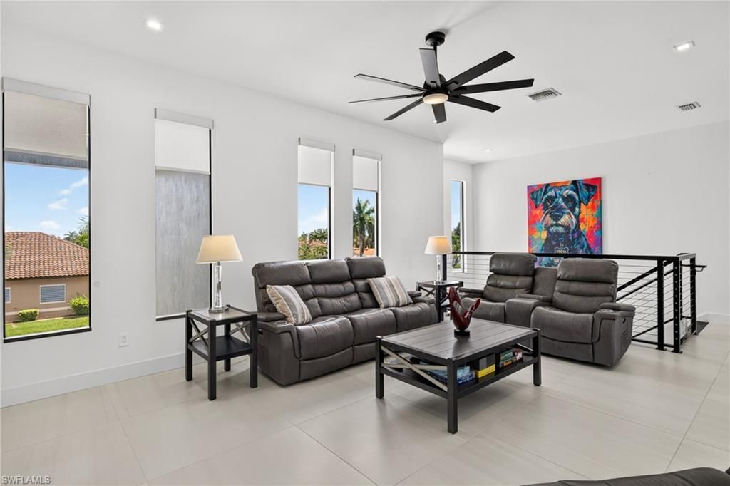 5362 Mayfair Ct , Cape Coral, FL 33904 Photo