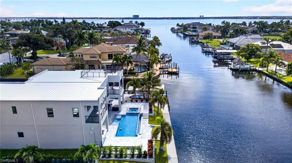 5362 Mayfair Ct , Cape Coral, FL 33904 Photo