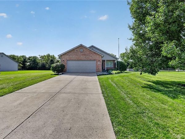 7903 Edgewater Drive, Middletown, OH 45042