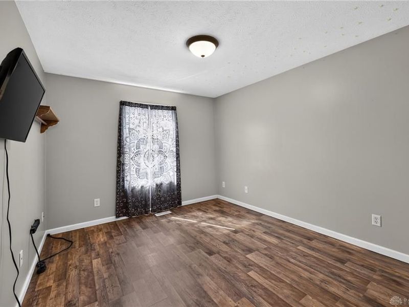 7903 Edgewater Drive, Middletown, OH 45042 Photo 18