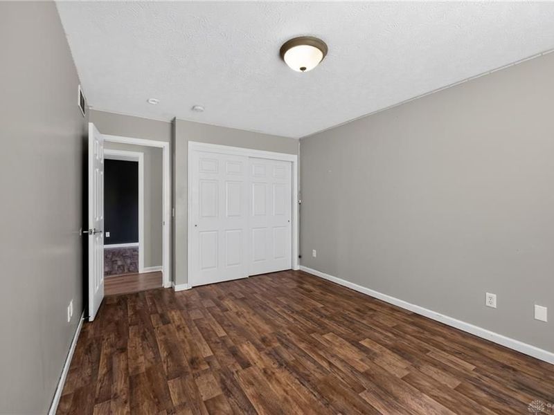 7903 Edgewater Drive, Middletown, OH 45042 Photo 21
