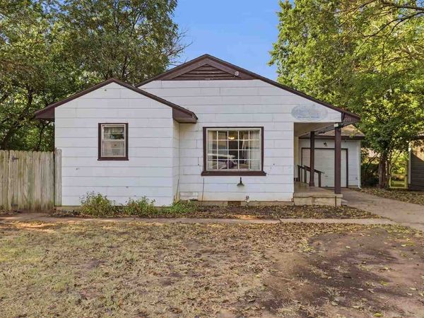 2011 W Sherwood Avenue, Stillwater, OK 74074