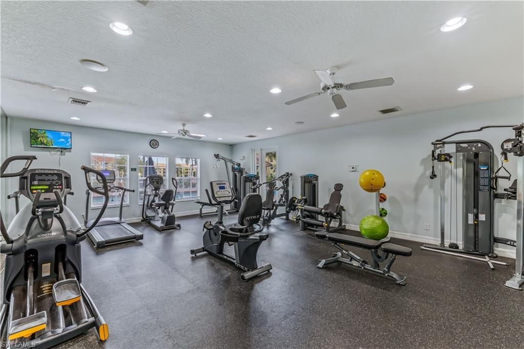 4720 Saint Croix Ln, Unit 124, Naples, FL 34109 Photo