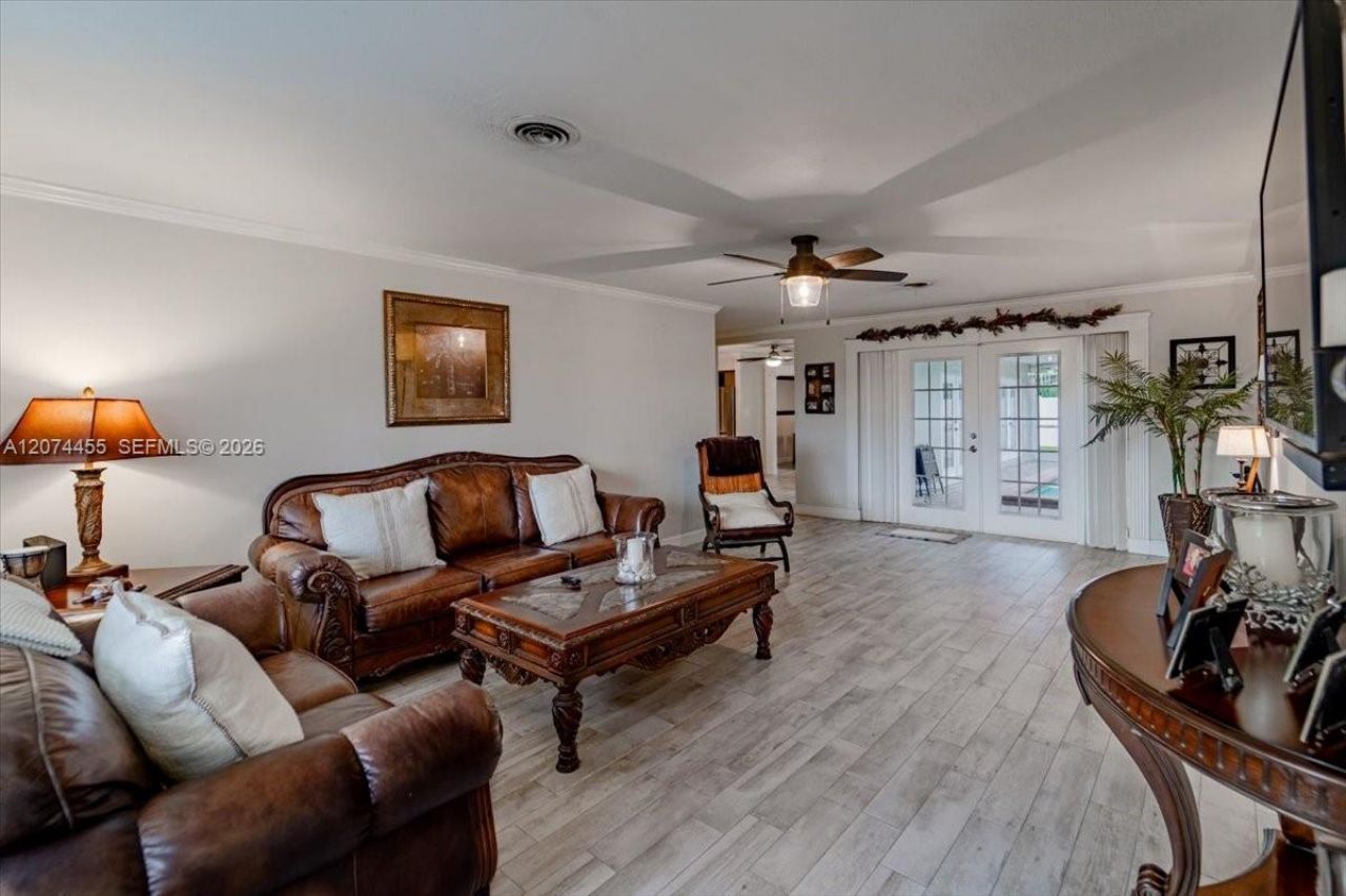 5561 SW 13th St, Plantation, FL 33317 Photo