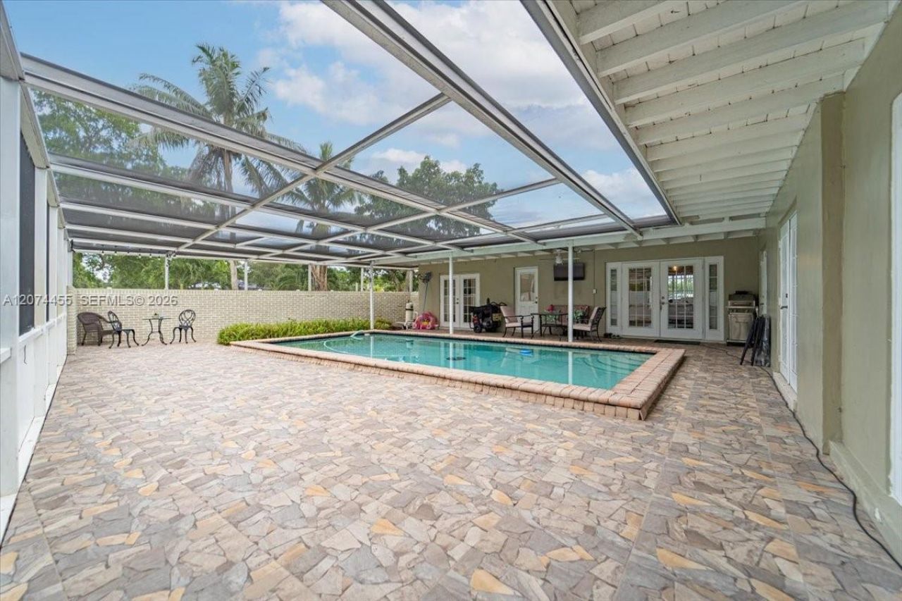 5561 SW 13th St, Plantation, FL 33317 Photo