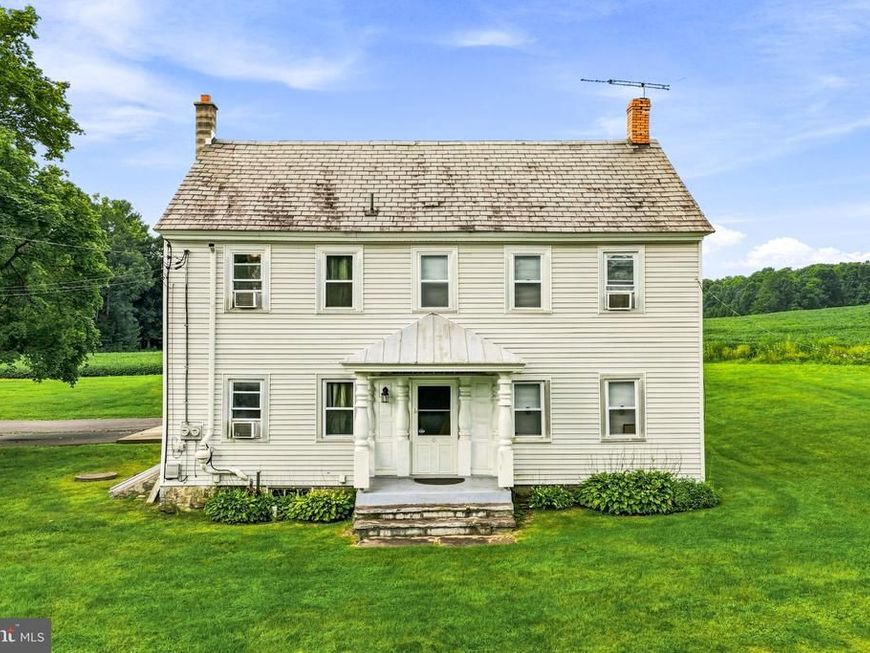 267 Long Mountain Road, Effort, PA 18330 Main Photo