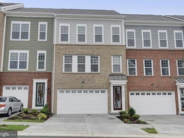 42932 RUNNING CREEK SQUARE , LEESBURG, VA 20175