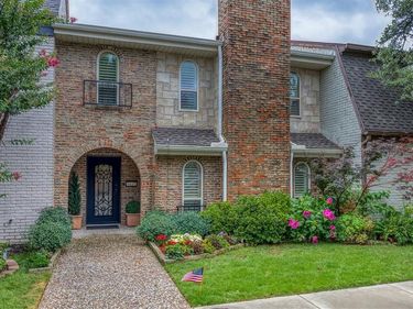 6837 Anglebluff Circle, Dallas, TX 75248