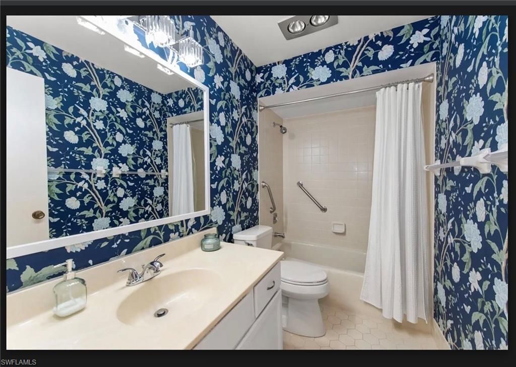 1335 Broadwater Dr, Unit 102, Fort Myers, Fl 33919 Photo