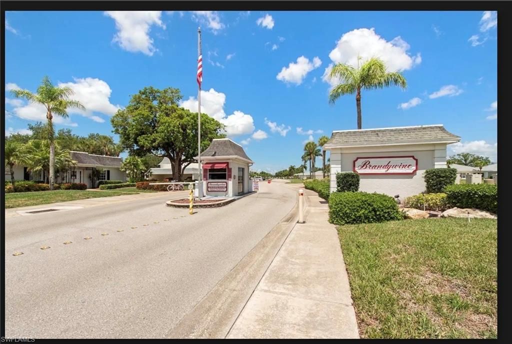 1335 Broadwater Dr, Unit 102, Fort Myers, Fl 33919 Photo