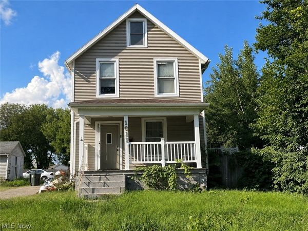 1611 10th Street SW, Canton, OH 44706
