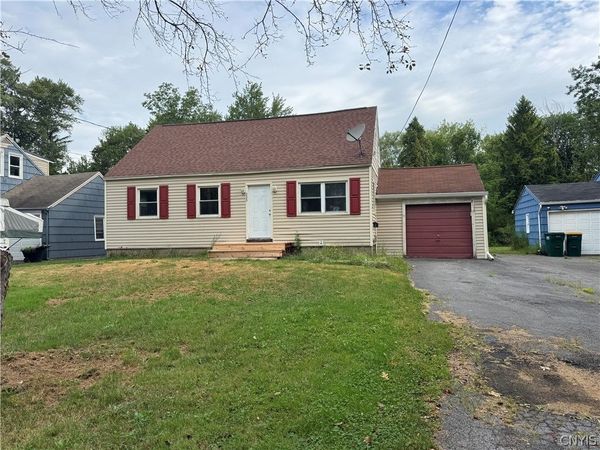 220 Roxann Avenue , Syracuse, NY 13212