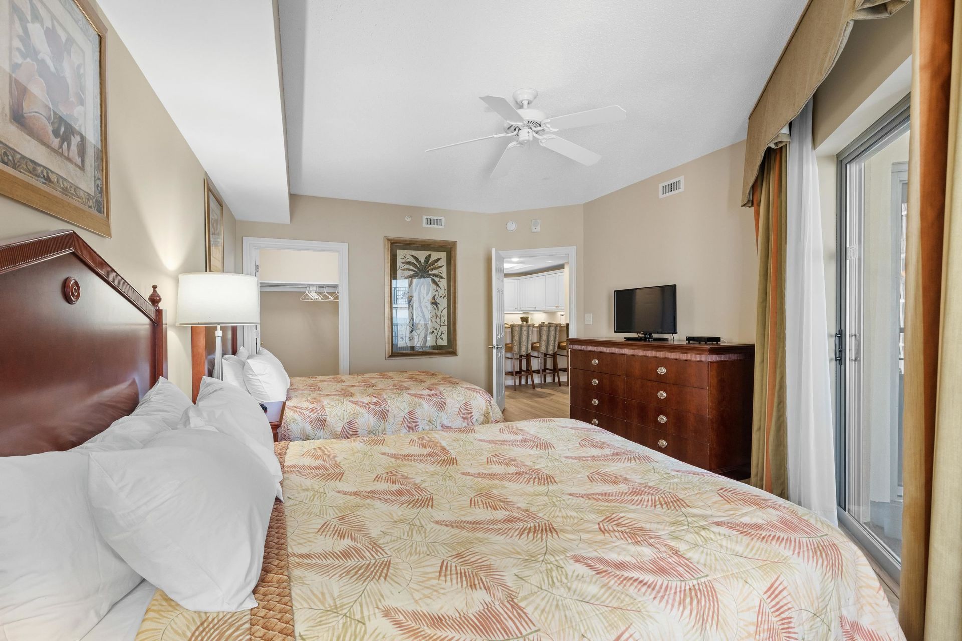 9994 Beach Club Dr. Photo 35