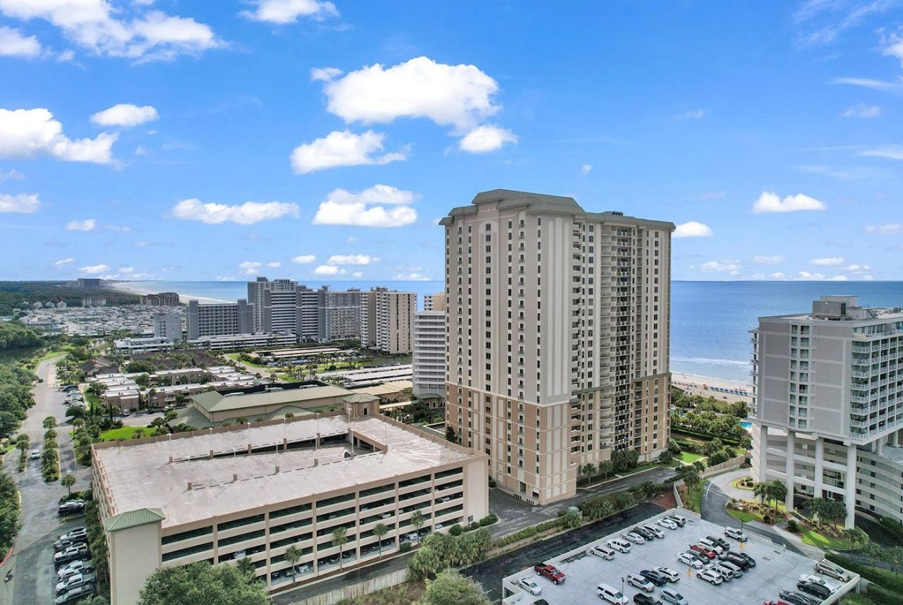9994 Beach Club Dr. Photo 4