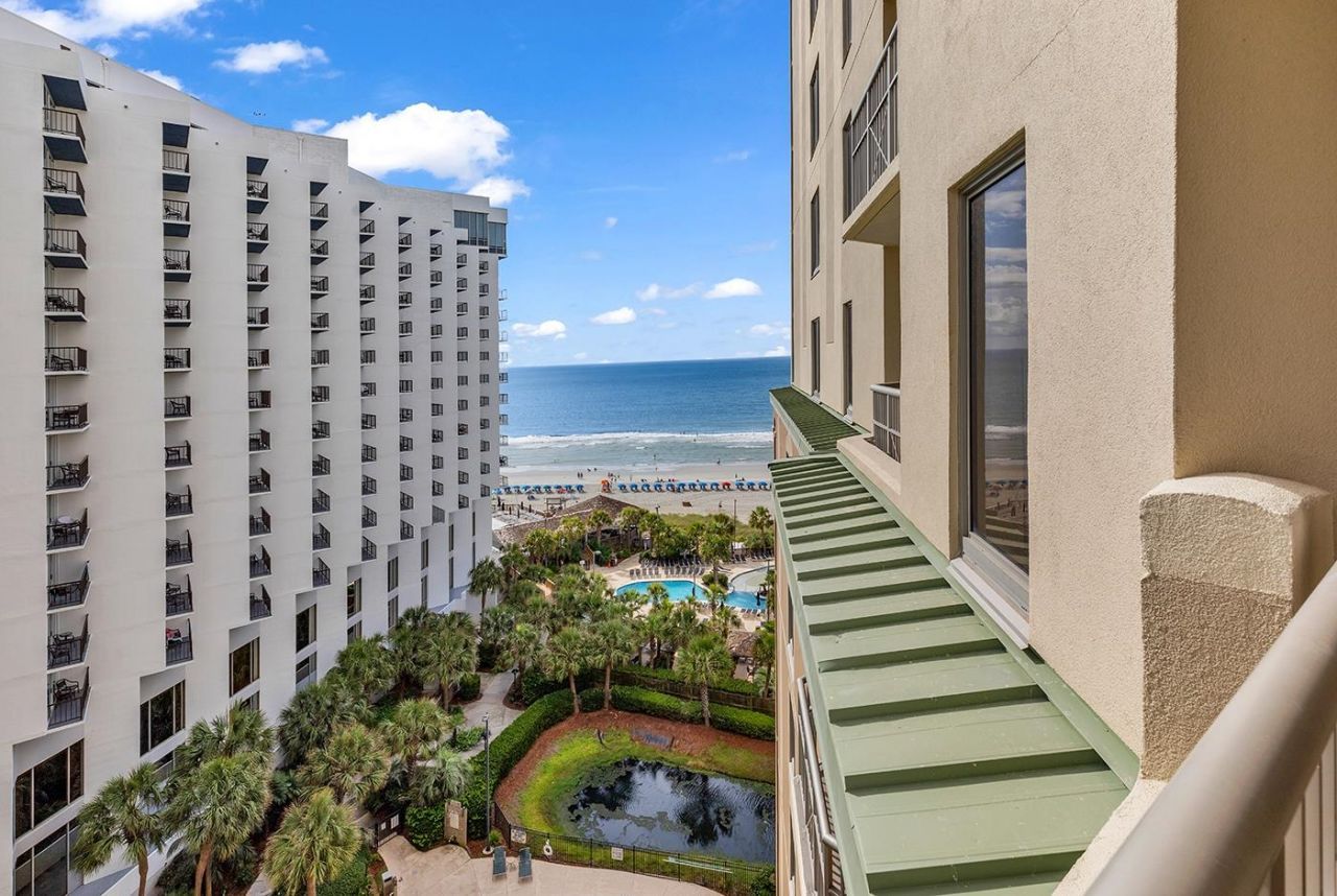 9994 Beach Club Dr. Photo 49