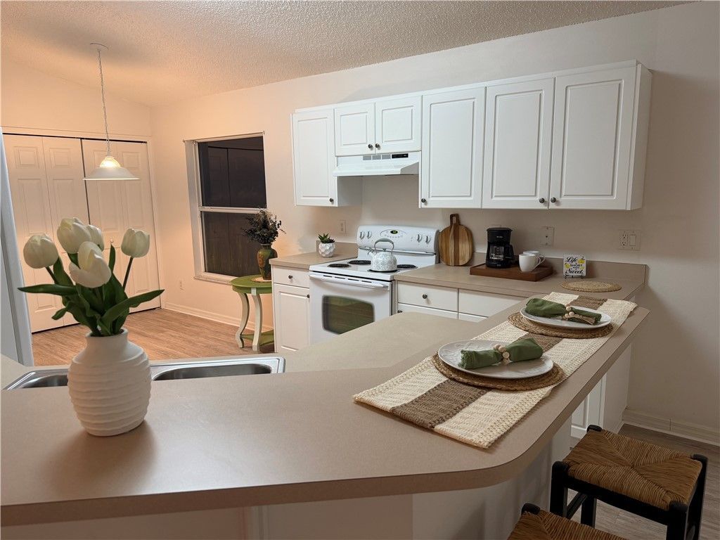 1143 N 13th Square, Vero Beach, FL 32960 Photo