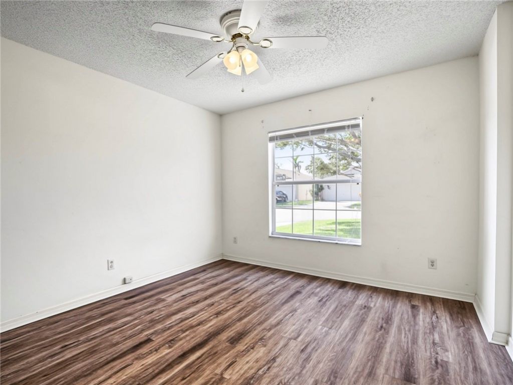 1143 N 13th Square, Vero Beach, FL 32960 Photo