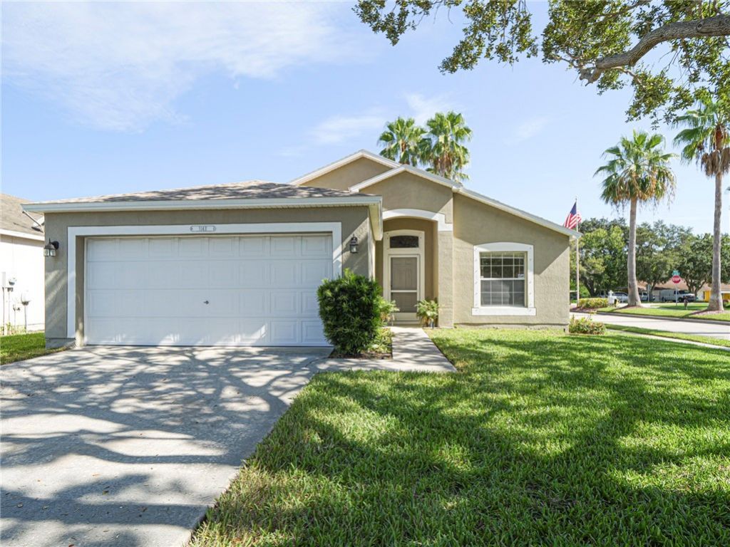 1143 N 13th Square, Vero Beach, FL 32960 Photo