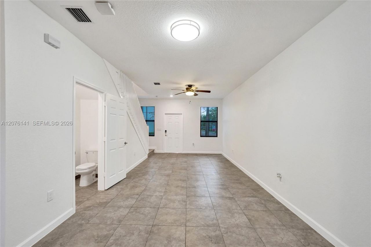 2805 SW 17 Avenue , Fort Lauderdale, FL 33315 Photo