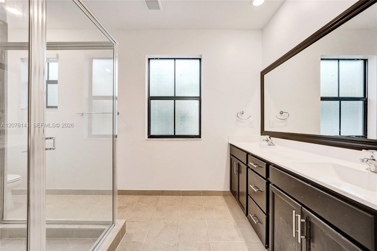 2805 SW 17 Avenue , Fort Lauderdale, FL 33315 Photo