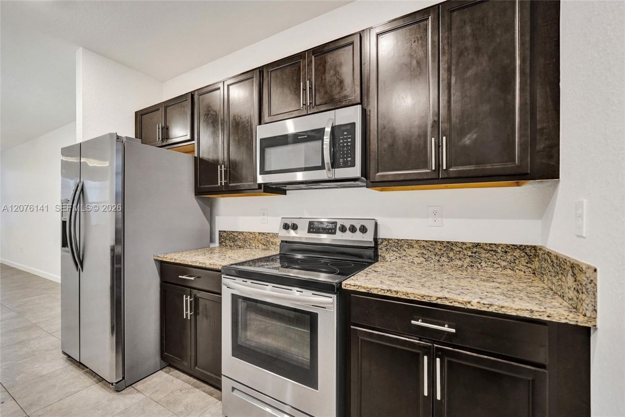 2805 SW 17 Avenue , Fort Lauderdale, FL 33315 Photo
