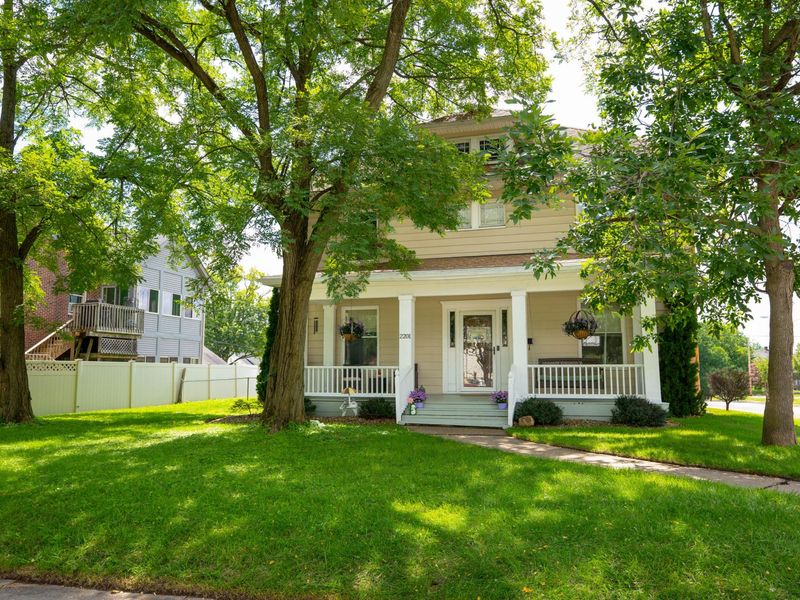 2201 Elmwood Avenue, Springfield, OH 45505 Photo 1