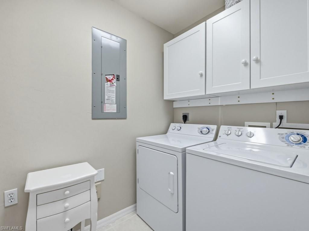 3445 Grand Cypress Dr, Unit 102, Naples, FL 34119 Photo