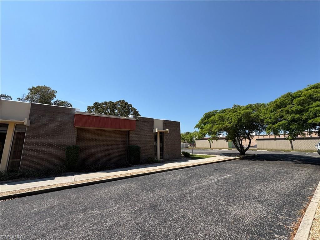 3900 Broadway, Fort Myers, FL 33901 Photo
