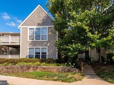 7660 WILLOW POINT DRIVE , FALLS CHURCH, VA 22042