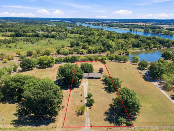 9138 N 440, Big Cabin, OK 74332