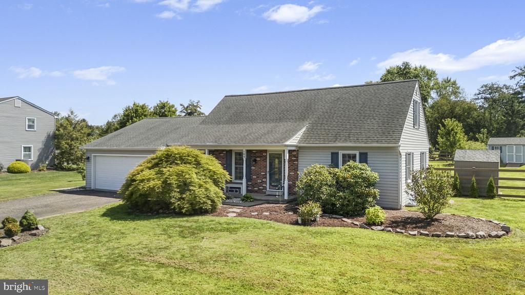 103 STERLING DRIVE , PERKASIE, PA 18944