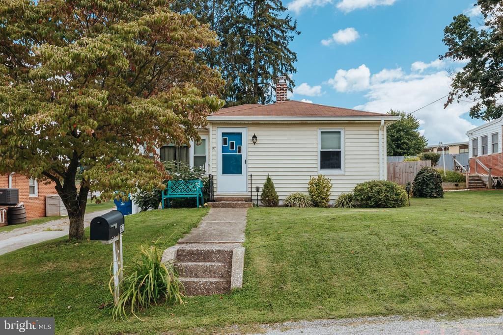 57 2ND STREET, WINDSOR, PA 17366
