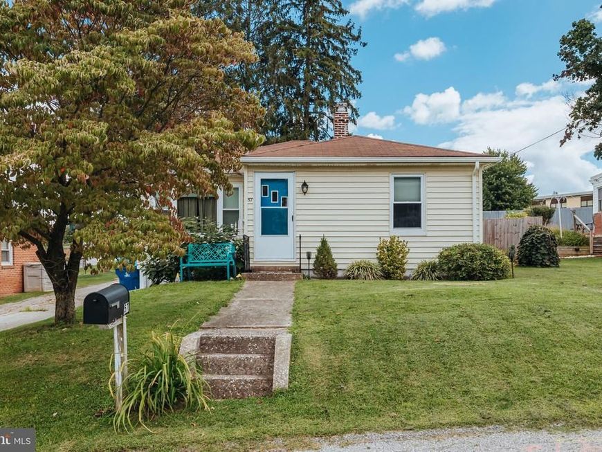 57 2nd Street, Windsor, PA 17366 Main Photo