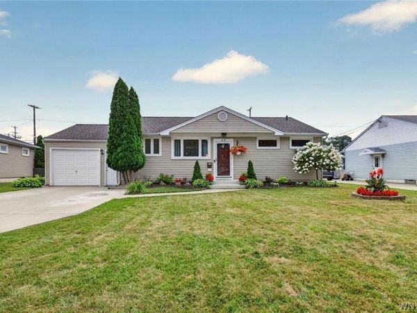 63 Rosemont Drive , Buffalo, NY 14226