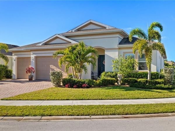 3286 Baravaldo CIR, CAPE CORAL, FL 33909