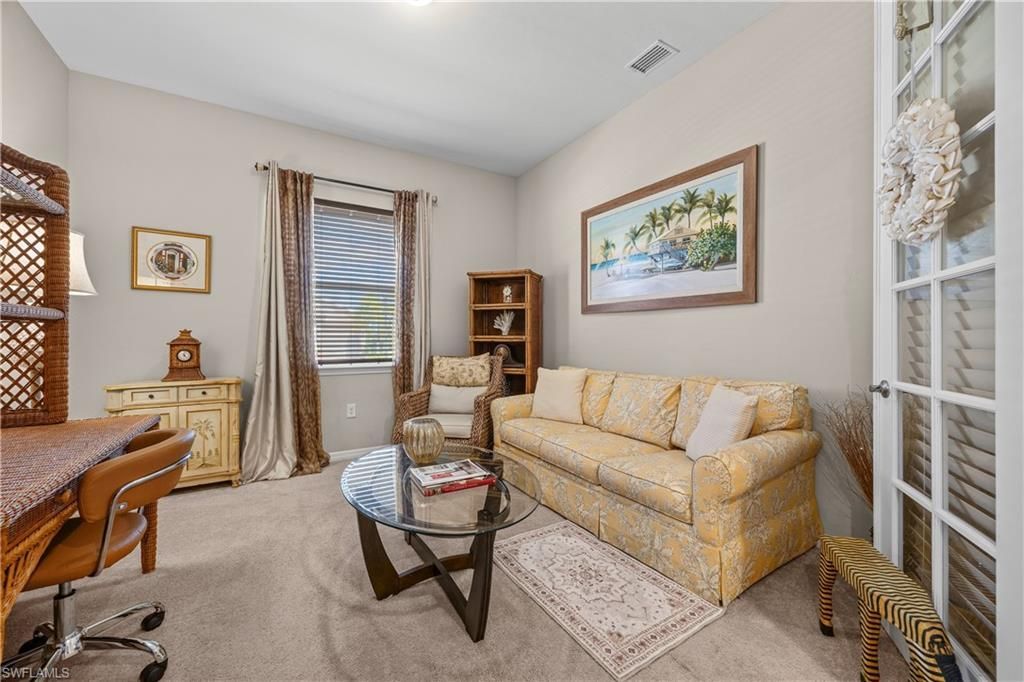3286 Baravaldo Cir, Cape Coral, FL 33909 Photo