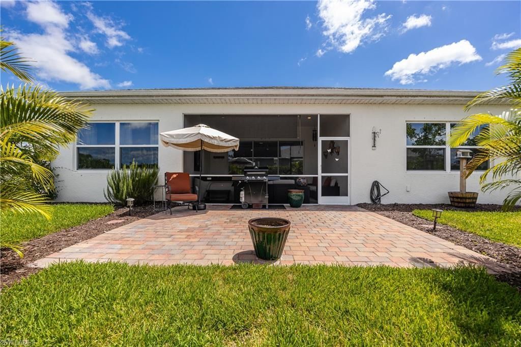 3286 Baravaldo Cir, Cape Coral, FL 33909 Photo