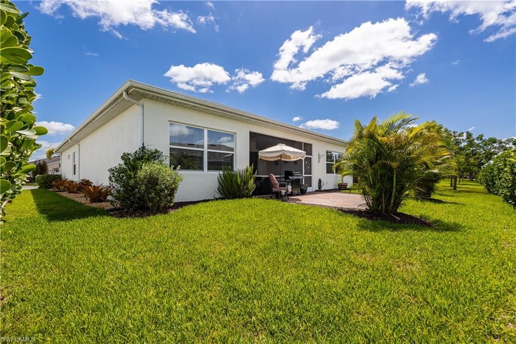 3286 Baravaldo Cir, Cape Coral, FL 33909 Photo