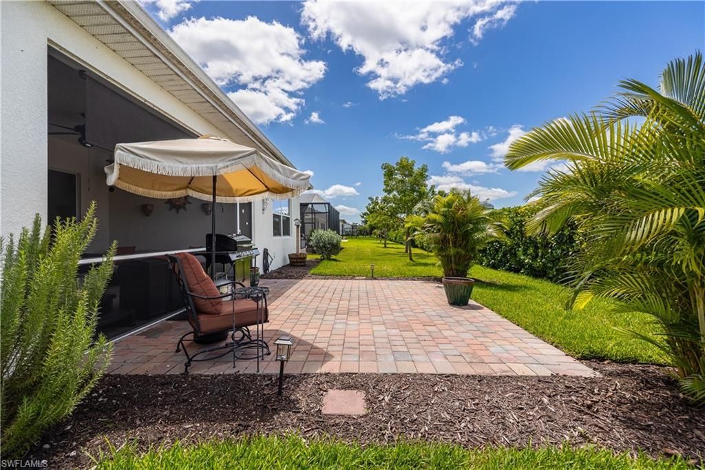 3286 Baravaldo Cir, Cape Coral, FL 33909 Photo