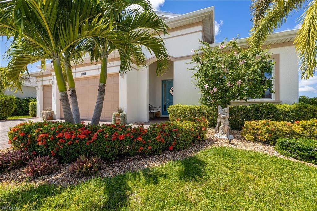 3286 Baravaldo Cir, Cape Coral, FL 33909 Photo