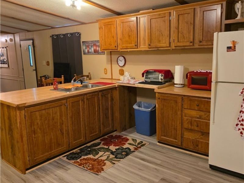 504 Main Street, Pleasant City, OH 43772 Photo 7