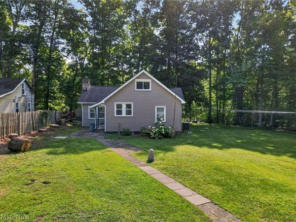 1153 Orchard Grove Drive , Geneva, OH 44041