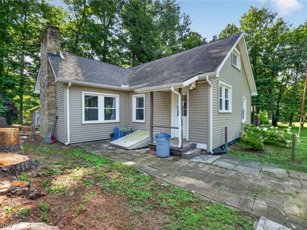 1153 Orchard Grove Drive, Geneva, OH 44041