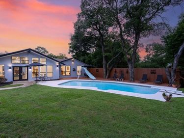 1729 Boca Chica Drive , Dallas, TX 75232